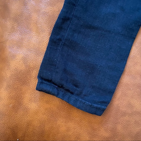 Express High Rise Distressed Skinny Jeans | Black | 00 - Picture 3 of 10